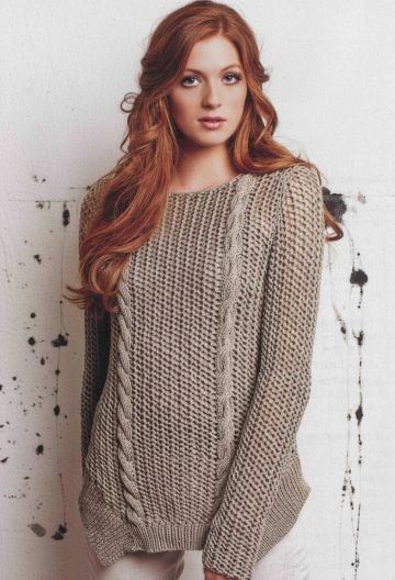 Maglione con l'orlo angolare