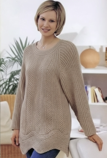 Pull con bordo ondulato