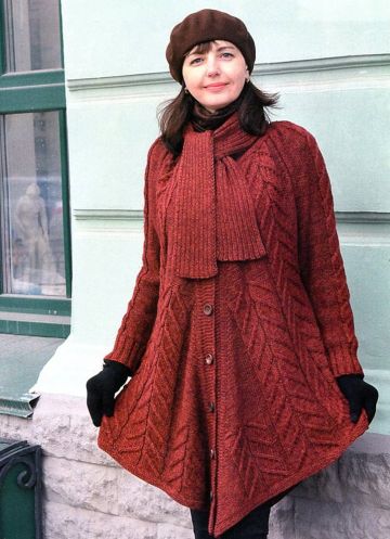 Cappotto - poncho con la sciarpa