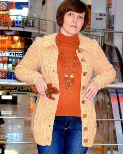 Cardigan a punto trecce