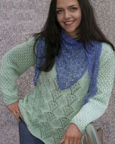 Pull con una combinazione di punto ajour