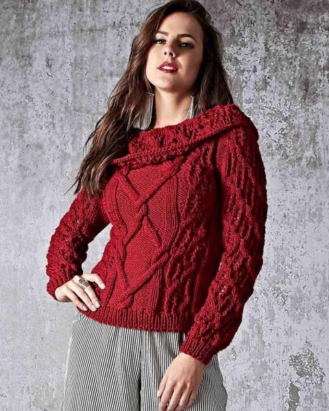 Pull con collo a punto fantasia