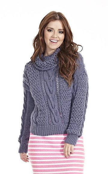 Maglione a punto fantasia con le trecce