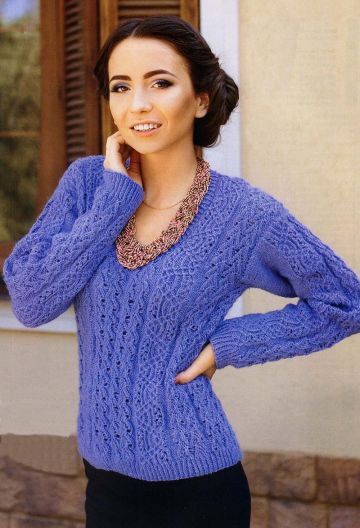 Pull con una combinazione di punto fantasia