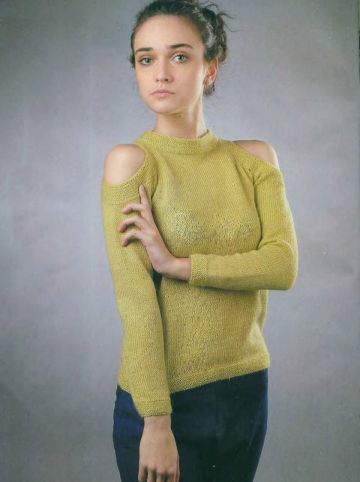 Pullover con spalle scoperte