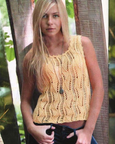 Top a maglie allungate